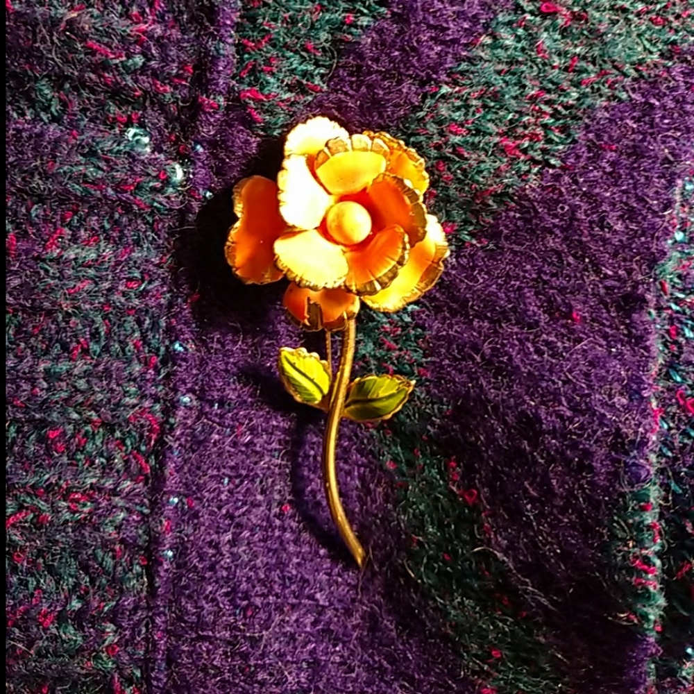 Vintage 60s Giovanni Flower Pin